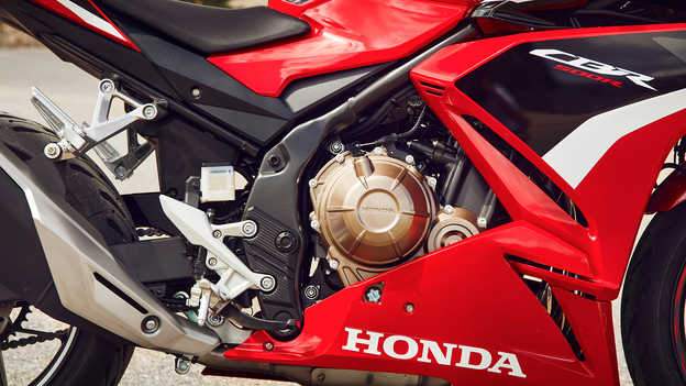Thrillng Twin-Cylinder Power